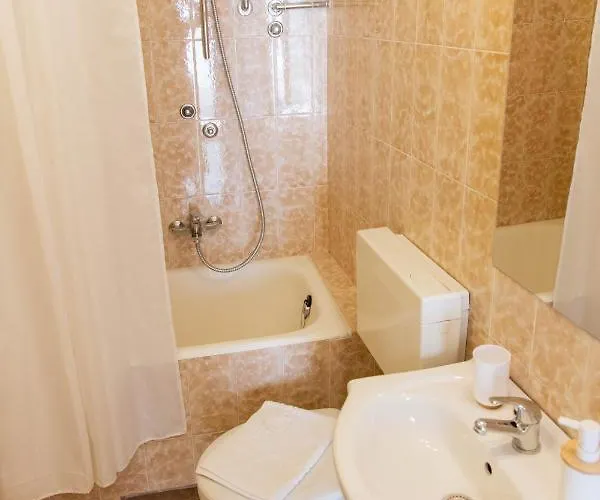 Mario - Center 시베니크